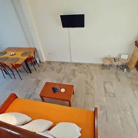 Corinth Maisonette - Building A Apartment Lechaio